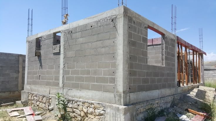 بناء ملاحق أرضية