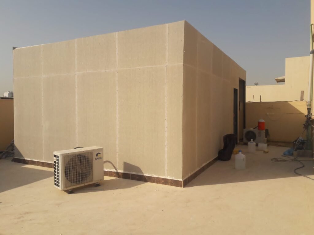 غرف ساندوتش بتل وعازل سطح