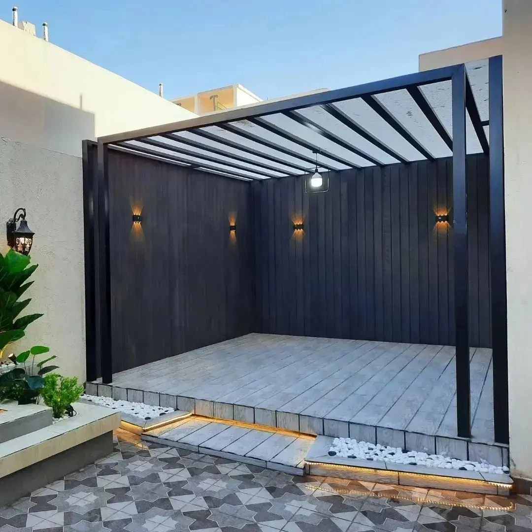مظلات جلسات في السطح